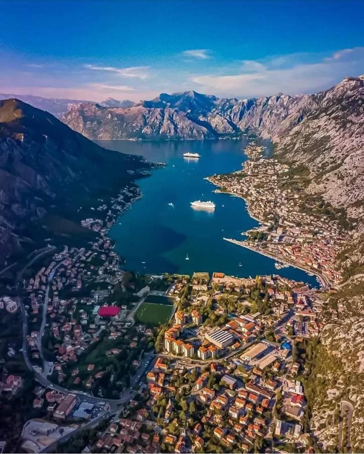 Lana Sea View Apartment Kotor Exterior foto